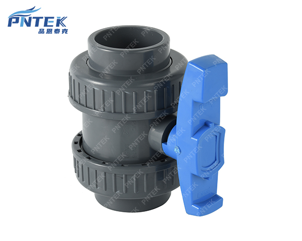 A true union ball valve installed on a pool pump system to allow for easy service